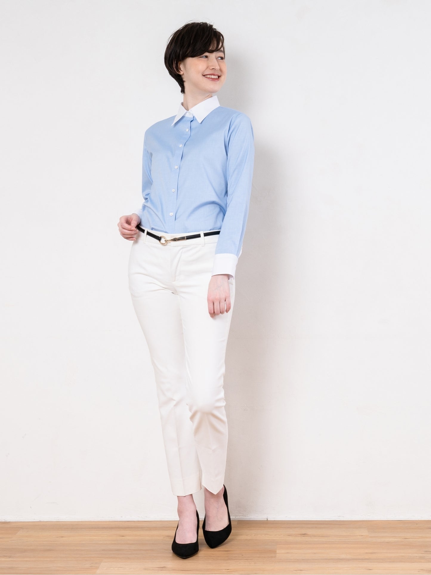 ●Women's 100% Cotton Non Iron White Collared Long Sleeve Shirt