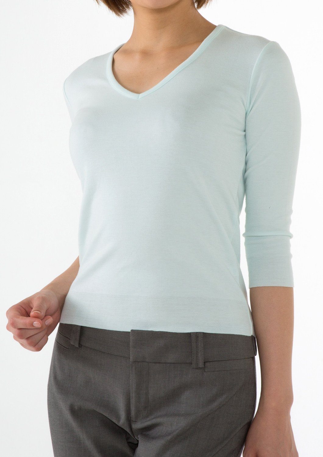 Washibable Light weight V-neck Top 3/4 Sleeve - LEONIS SHIRTS & FAVORITES