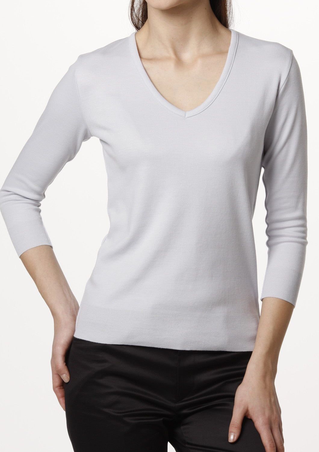 Washable Lightweight V-neck Top 3/4 Sleeve - LEONIS SHIRTS & FAVORITES