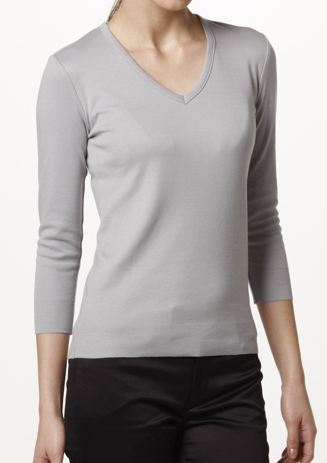 Washibable Light weight V-neck Top 3/4 Sleeve - LEONIS SHIRTS & FAVORITES